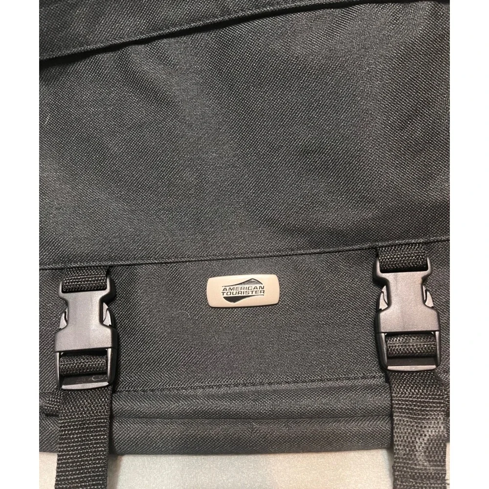 American Tourister Black Nylon Messenger‎ Bag Laptop Briefcase Organizer Travel